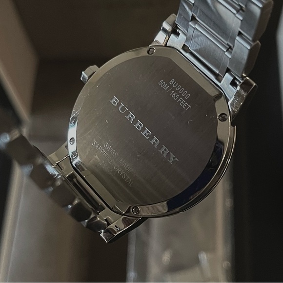 Authentic Burberry Watch - Picture 5 of 5